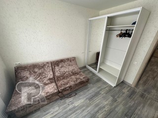 Купить 4-комнатную квартиру, №383609