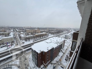 Купить 4-комнатную квартиру, №388511