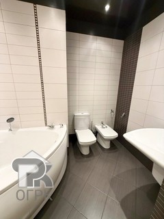 Купить 3-комнатную квартиру, №384424