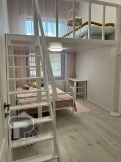 Купить 4-комнатную квартиру, №370507