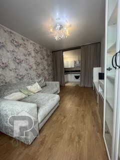 Купить 7-комнатную квартиру, №386900