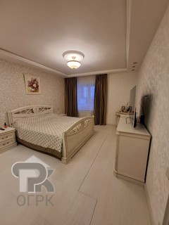 Купить 4-комнатную квартиру, №388079