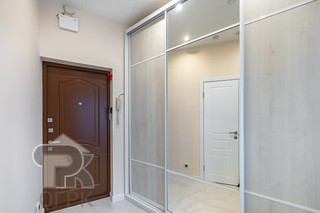 Купить 3-комнатную квартиру, №387399