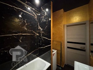 Купить 3-комнатную квартиру, №387826