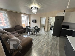 Купить 4-комнатную квартиру, №383609