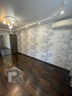 Купить 1-комнатную квартиру, №385975
