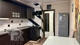 Купить 3-комнатную квартиру, №389251