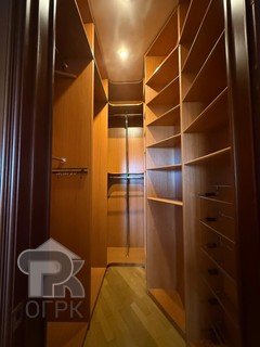 Купить 4-комнатную квартиру, №388275