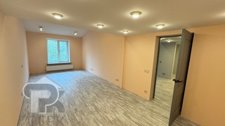 Купить 3-комнатную квартиру, №386650