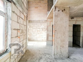 Купить 7-комнатную квартиру, №390438