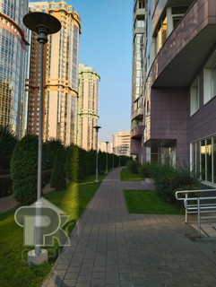 Купить 5-комнатную квартиру, №370400