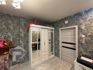 Купить 3-комнатную квартиру, №387826