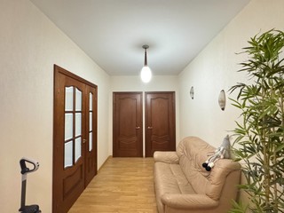 Купить 3-комнатную квартиру, №385680