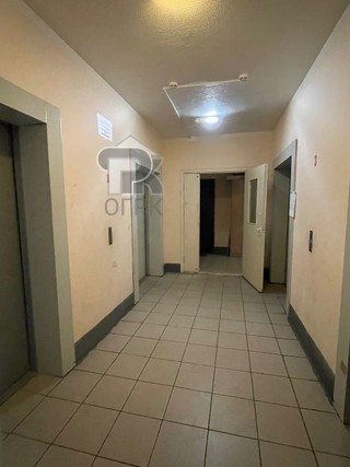 Купить 4-комнатную квартиру, №388096